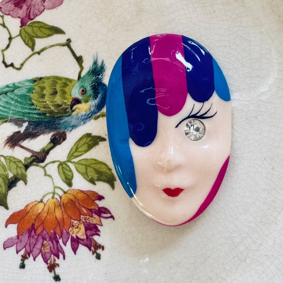 Vintage Jewelry - Vintage Blue and Pink Artistic Brooch